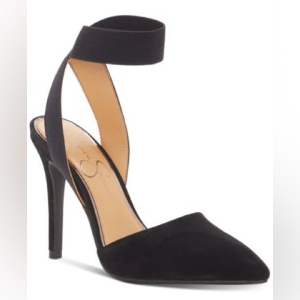 Jessica Simpson
Perinna Ankle Strap Pumps Size 6.5 NEW